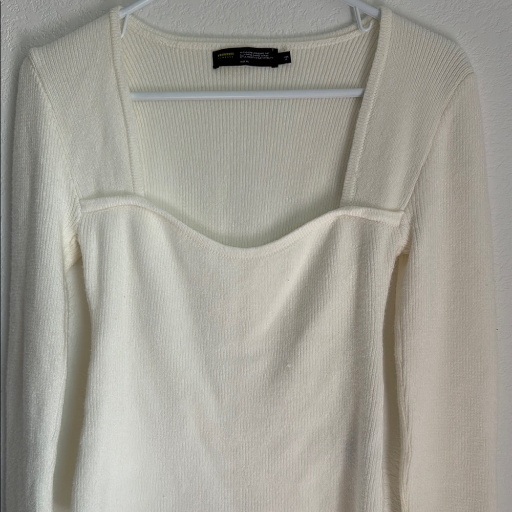 Finesse Cream Fitted Embellished Long Sleeve Blouse - Picture 7 of 9